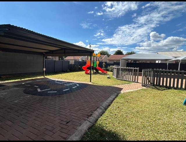 5 BEDROOM HOUSE FOR SALE IN MOKOPANE CENTRAL